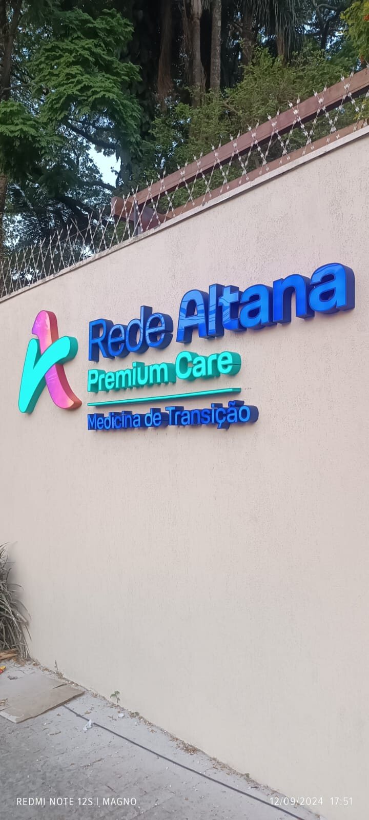 Rede Altana — Letras-caixa