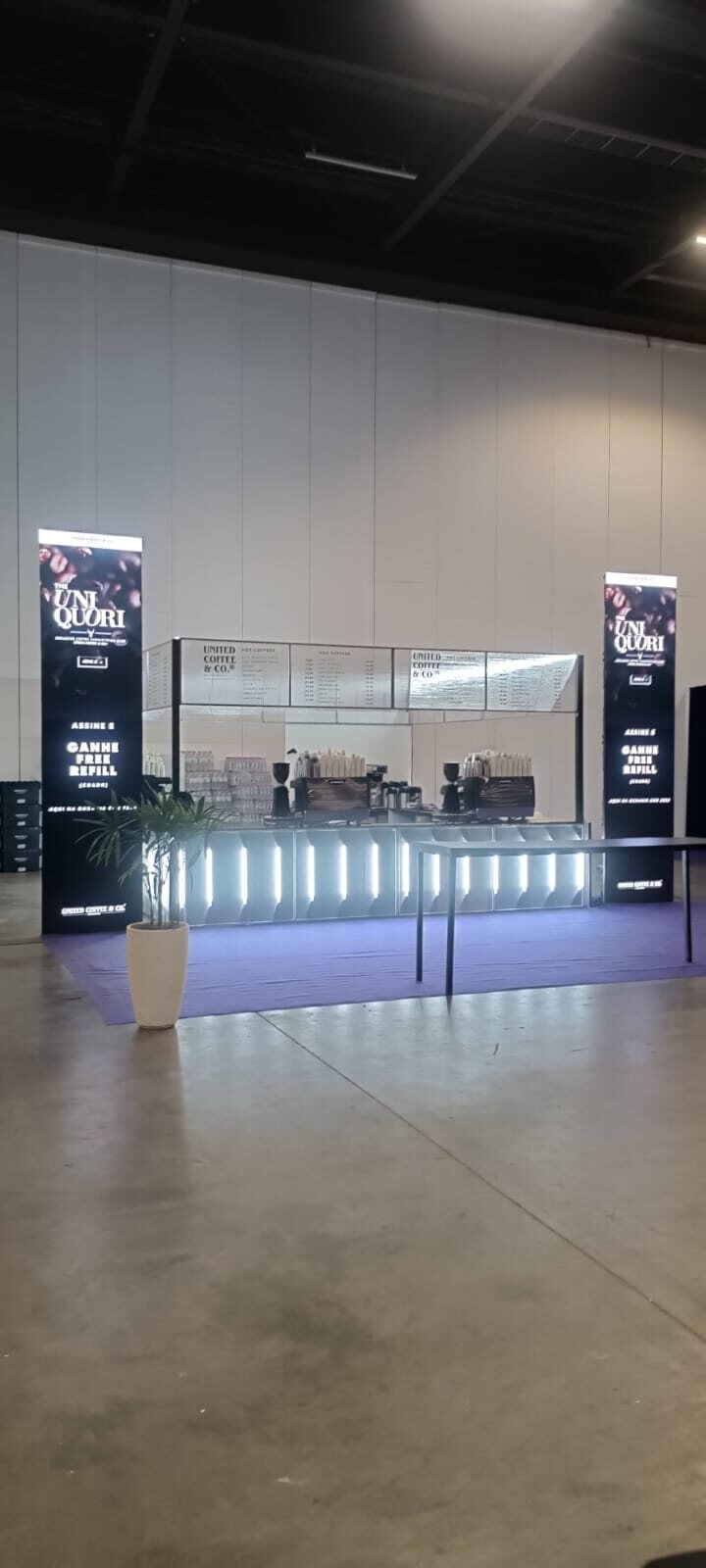 Exemplo de Banners e impressos realizado pela Magno